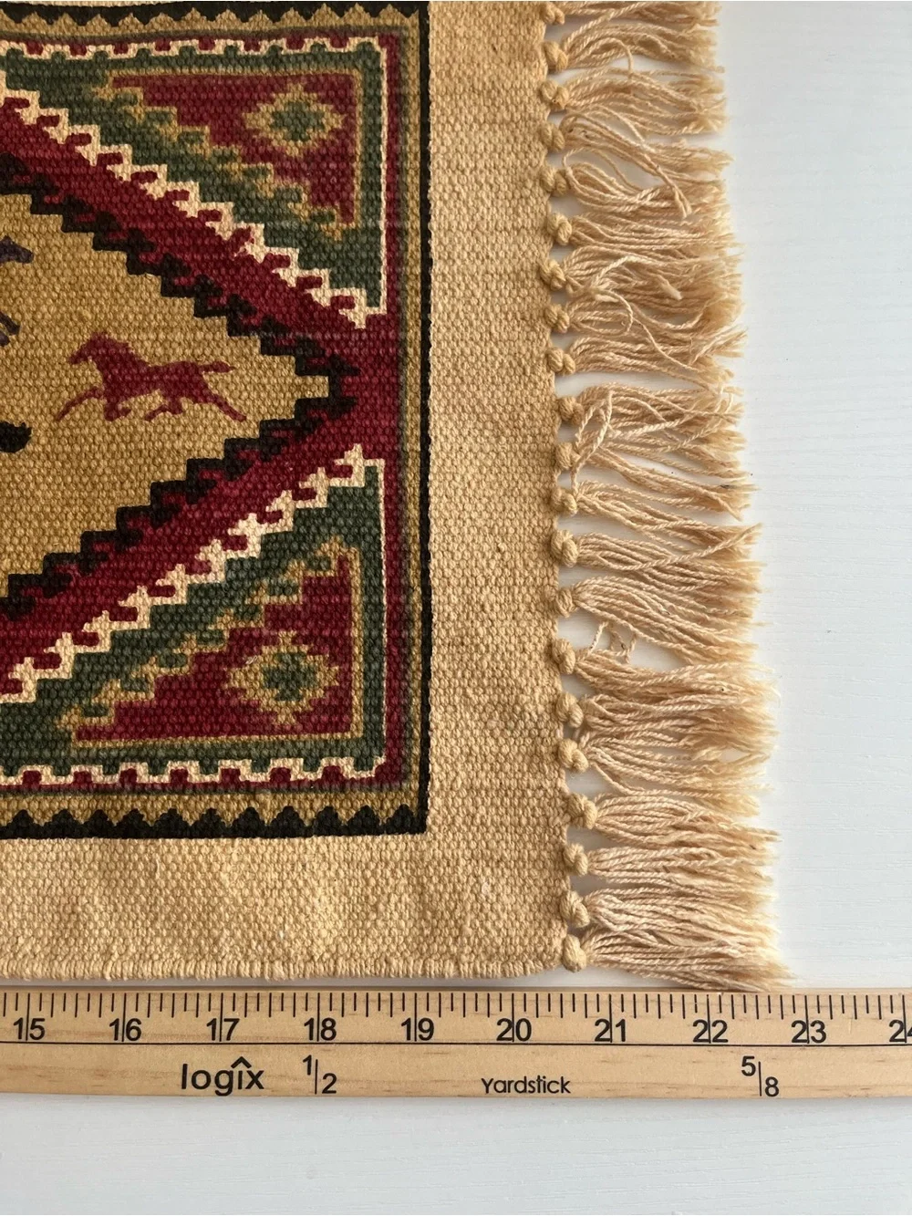 N/A tan placemats